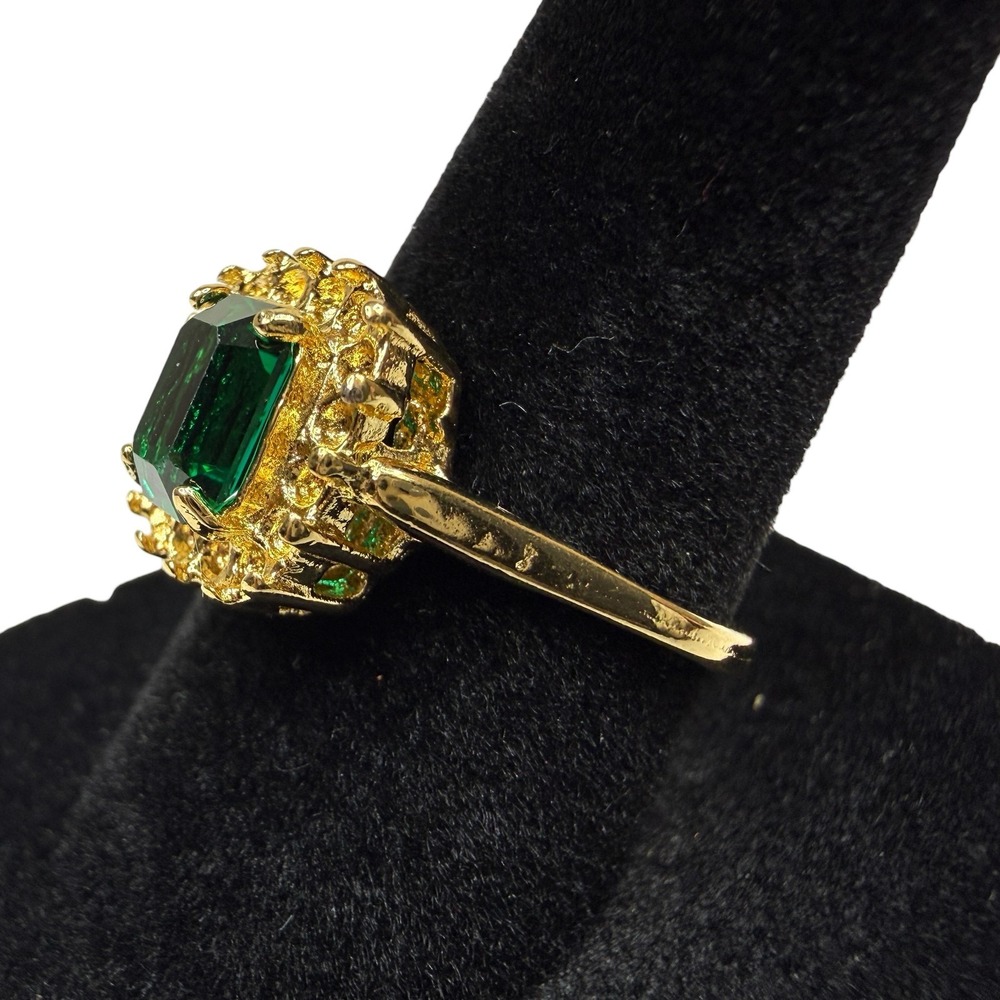 18K GE Gold Emerald Cut Green Gemstone Halo Cocktail Ring Jewelry Size 7